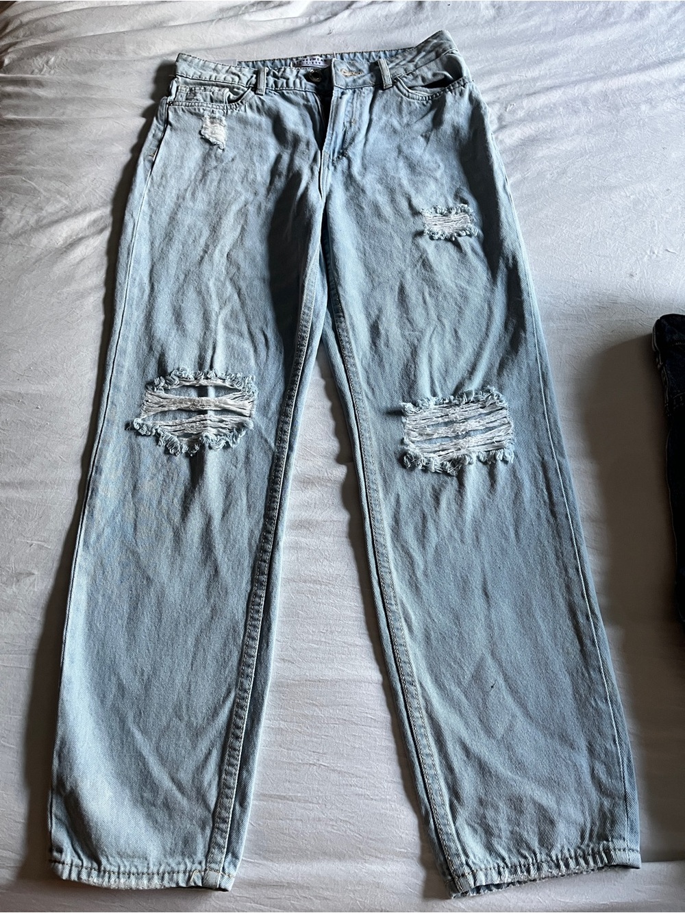 Streetwear Society Light Blue Distressed Womenβs Jeans